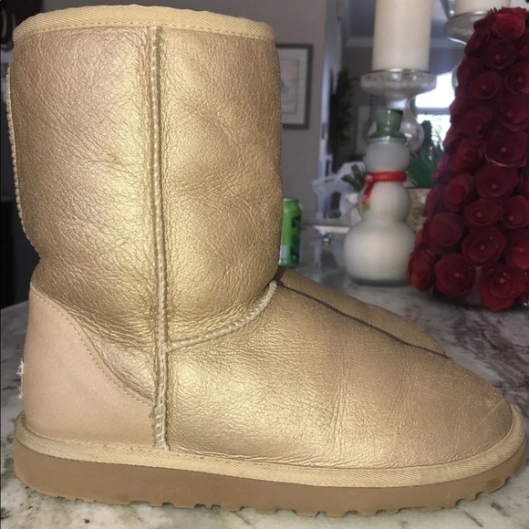 Uggs - Picture 5 of 5